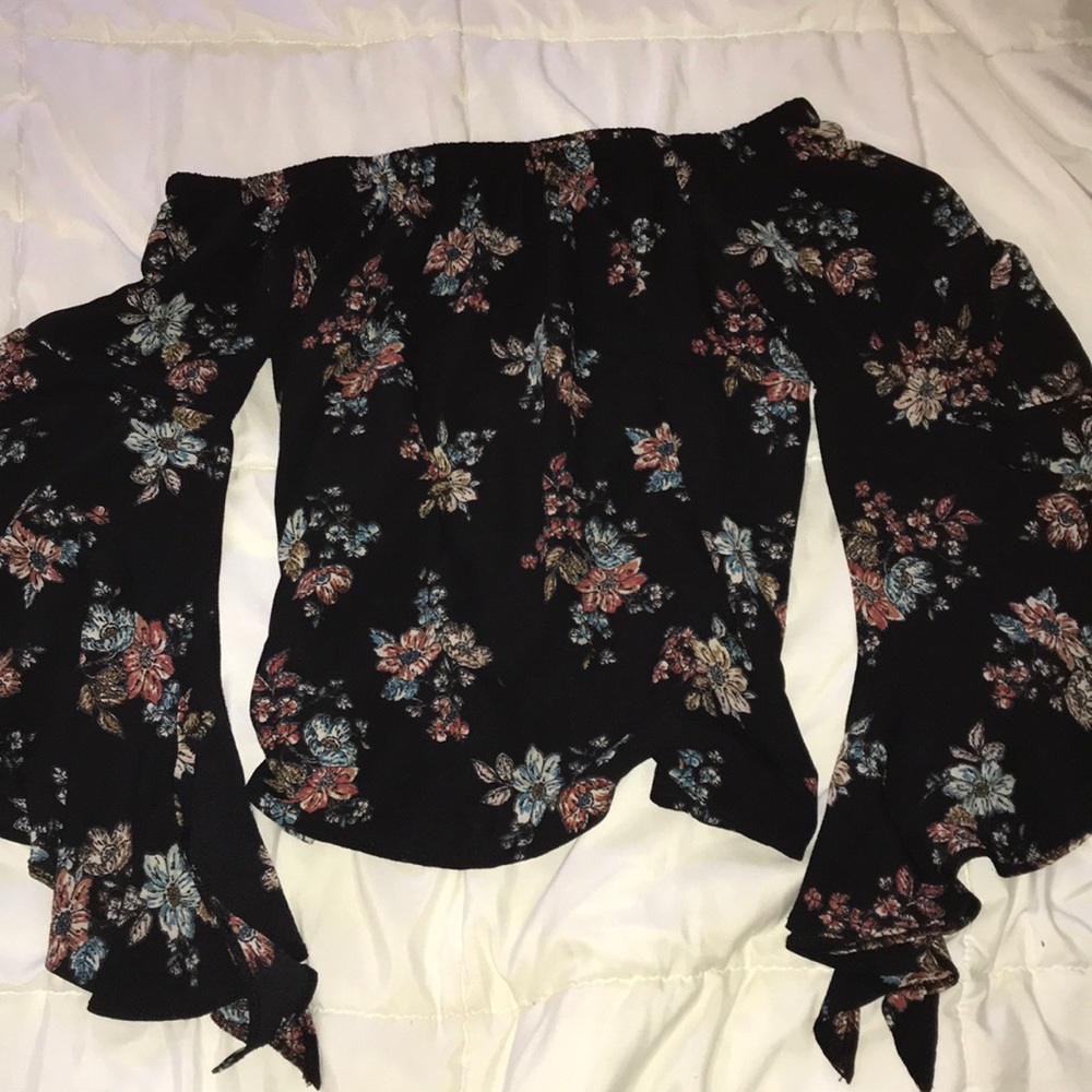 Rue21 off the shoulder shirt